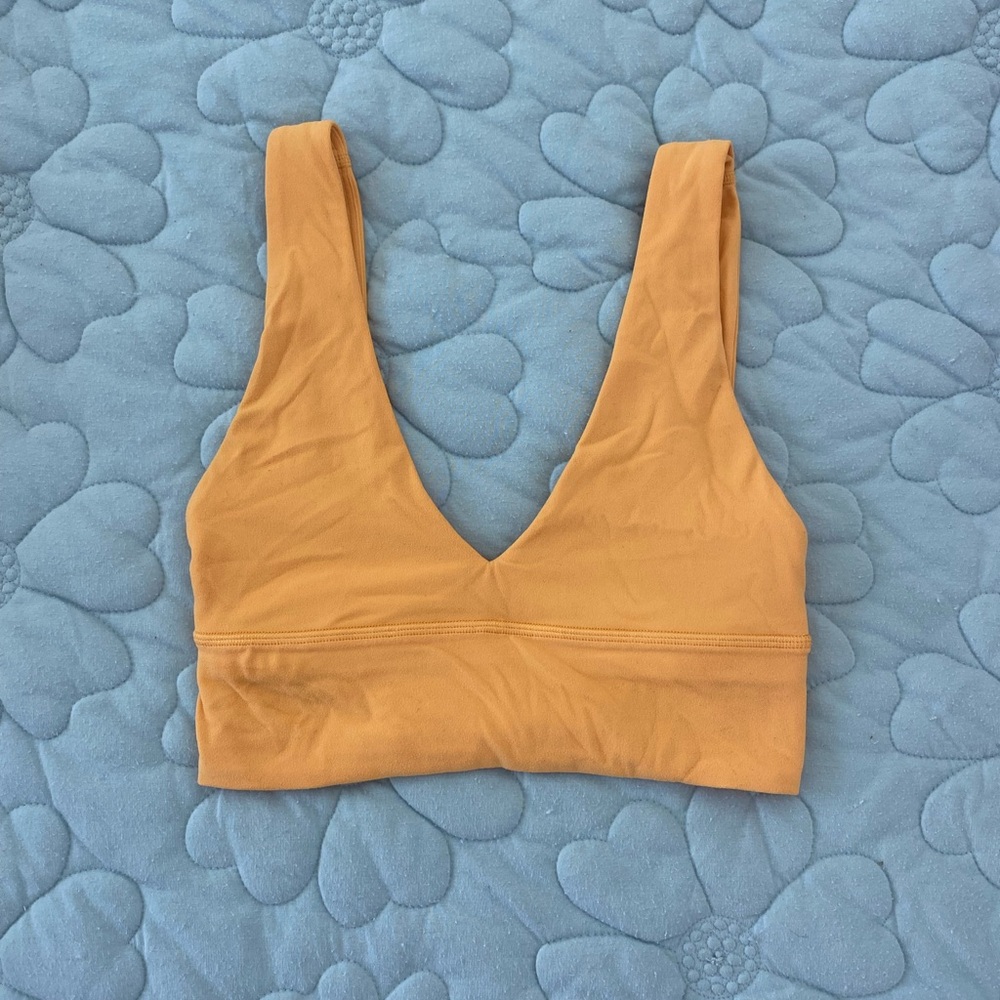 Lululemon Align V-Neck Bra in Mango Dream Size 2